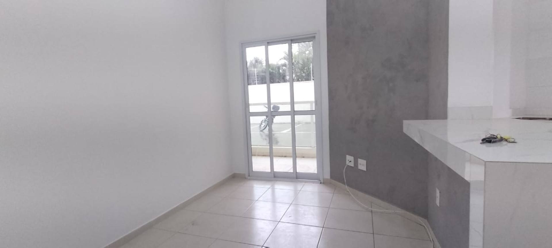 Apartamento com suite para locação em Itu