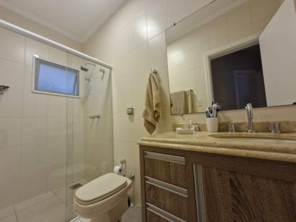 Casa para Venda no Condomínio Portal Vila Rica