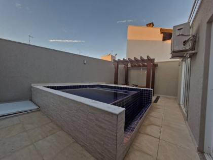 Casa para Venda no Condomínio Portal Vila Rica