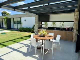 Casa de 5 suítes recém construída à venda no Condomínio Terras de São José II - Itu/SP