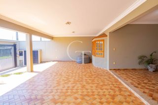 Excelente casa a venda no bairro Médici