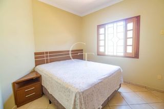 Excelente casa a venda no bairro Médici