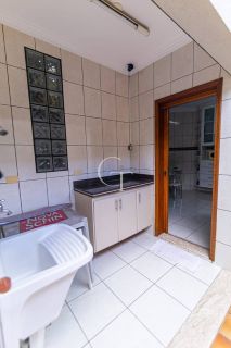 Excelente casa a venda no bairro Médici
