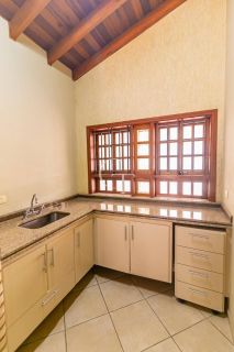 Excelente casa a venda no bairro Médici