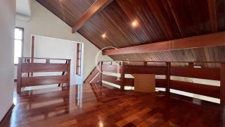 Excelente residência disponível para locação em um dos condomínios mais tradicionais e bem localizados da cidade.