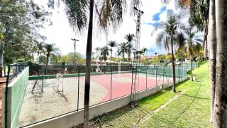 Excelente residência disponível para locação em um dos condomínios mais tradicionais e bem localizados da cidade.