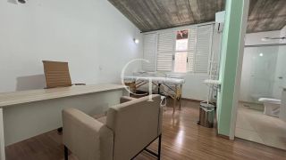 Sala mobiliada para área da saúde no Bairro Brasil – pronta para atender com excelência