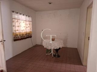 Casa antiga com edícula no fundo – ideal para retrofit e com possibilidade de permuta -Vila Roma