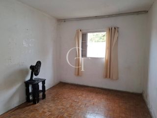 Casa antiga com edícula no fundo – ideal para retrofit e com possibilidade de permuta -Vila Roma