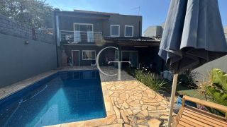Casa com piscina à venda no Jardim Santa Rosa – Itu
