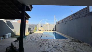Casa com piscina à venda no Jardim Santa Rosa – Itu