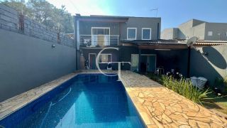 Casa com piscina à venda no Jardim Santa Rosa – Itu