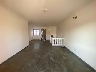 Casa Comercial ou Residencial para locação - Jd Estadio.