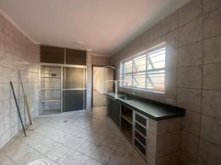Casa Comercial ou Residencial para locação - Jd Estadio.
