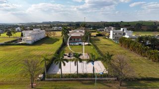 Casa à venda com 5 Suítes, Quadra de Beach Tênis no Condomínio Fazenda Alvorada Alto Padrão em Meio á Natureza