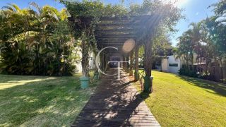 Casa à venda com 5 Suítes, Quadra de Beach Tênis no Condomínio Fazenda Alvorada Alto Padrão em Meio á Natureza
