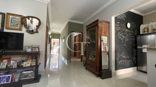 Casa térrea com 3 suítes à venda por R$ 1.050,00 Condomínio Portal de Itu I