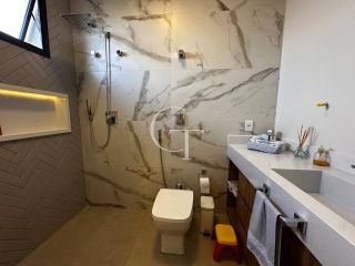 Exclusiva residência à venda no Condomínio Reserva Saint Paul