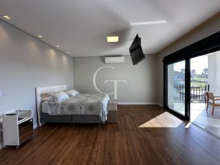 Exclusiva residência à venda no Condomínio Reserva Saint Paul