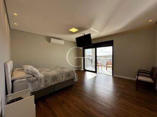 Exclusiva residência à venda no Condomínio Reserva Saint Paul