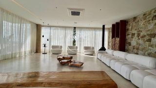 Mansão Exclusiva á Venda no Condomínio Vila da Mata com SPA, Cinema e Automação Total