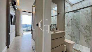 Mansão Exclusiva á Venda no Condomínio Vila da Mata com SPA, Cinema e Automação Total