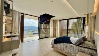 Mansão Exclusiva á Venda no Condomínio Vila da Mata com SPA, Cinema e Automação Total