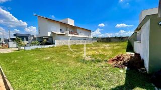Oportunidade única no Condomínio Portal dos Bandeirantes – Terreno com 464 m² e parcelamento facilitado