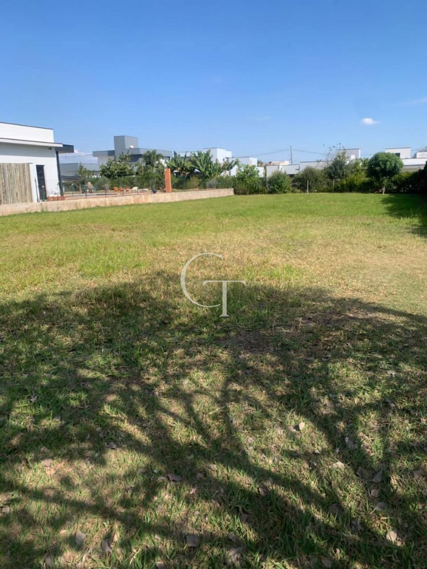Terreno à venda no Condomínio Residencial Primavera