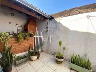 Casa Para Vender com 02 quartos sendo 1 suíte - Jardim do Estadio em Itu