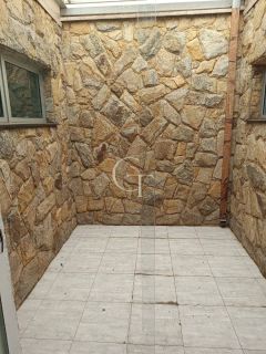 CASA COM 3 DORMITORIOS PARA LOCACAO EM SALTO