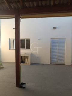 CASA COM 3 DORMITORIOS PARA LOCACAO EM SALTO