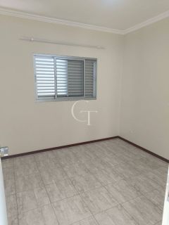 CASA COM 3 DORMITORIOS PARA LOCACAO EM SALTO