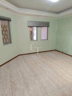 CASA COM 3 DORMITORIOS PARA LOCACAO EM SALTO