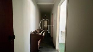 Casa ampla no centro com imóvel comercial alugado como renda extra