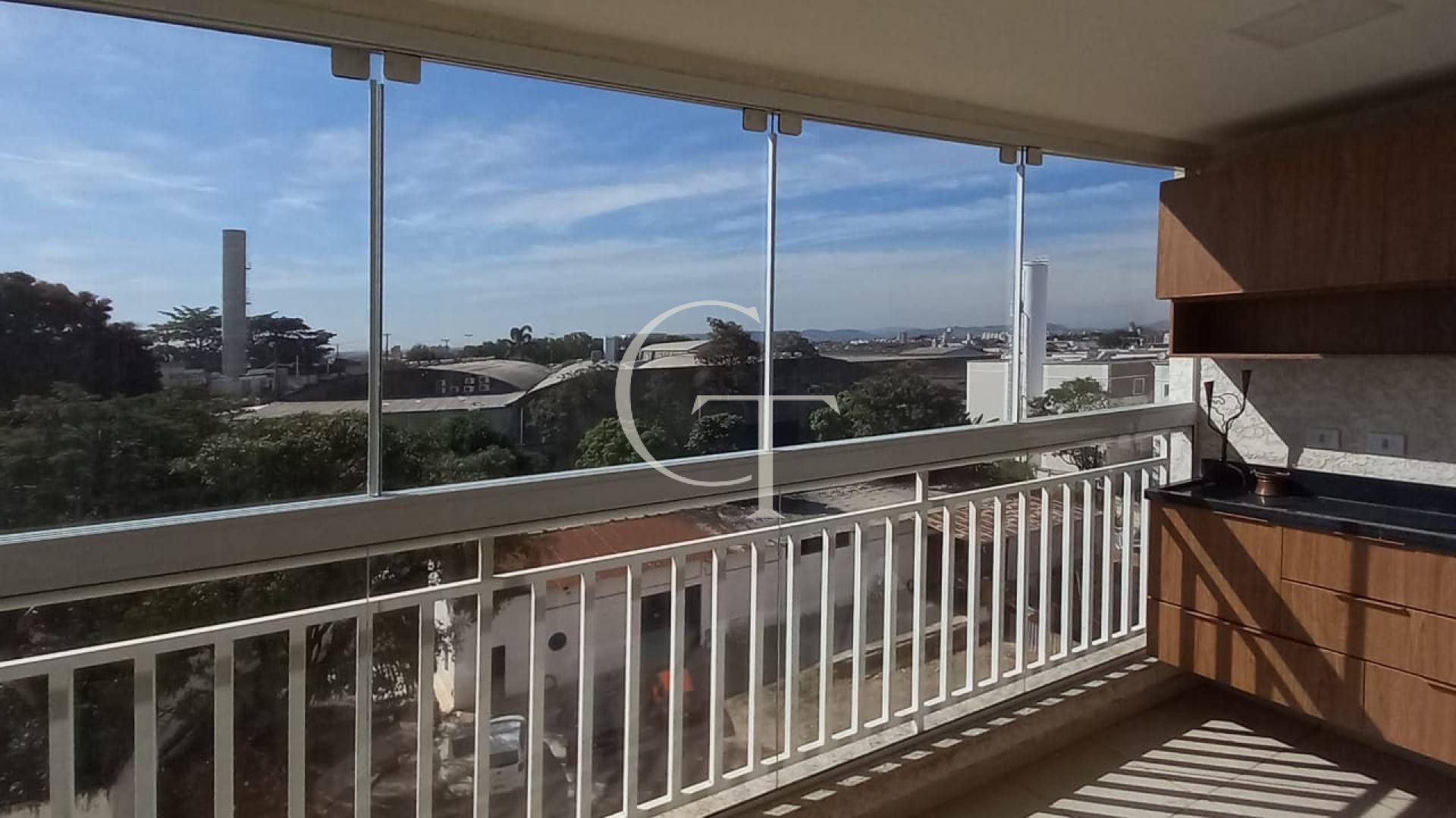 Apartamento para Venda com varanda gourmet e 3 dormitórios no Altos do Varvito