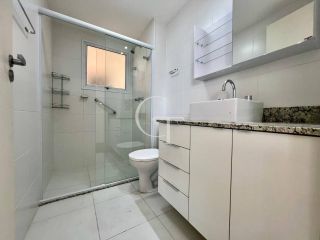 Apartamento para Venda com varanda gourmet e 3 dormitórios no Altos do Varvito