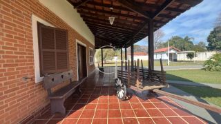 Chácara com clima de infância, estrutura completa e valor abaixo do mercado – aproveite essa oportunidade!