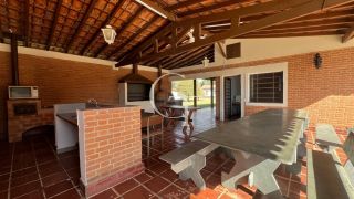 Chácara com clima de infância, estrutura completa e valor abaixo do mercado – aproveite essa oportunidade!