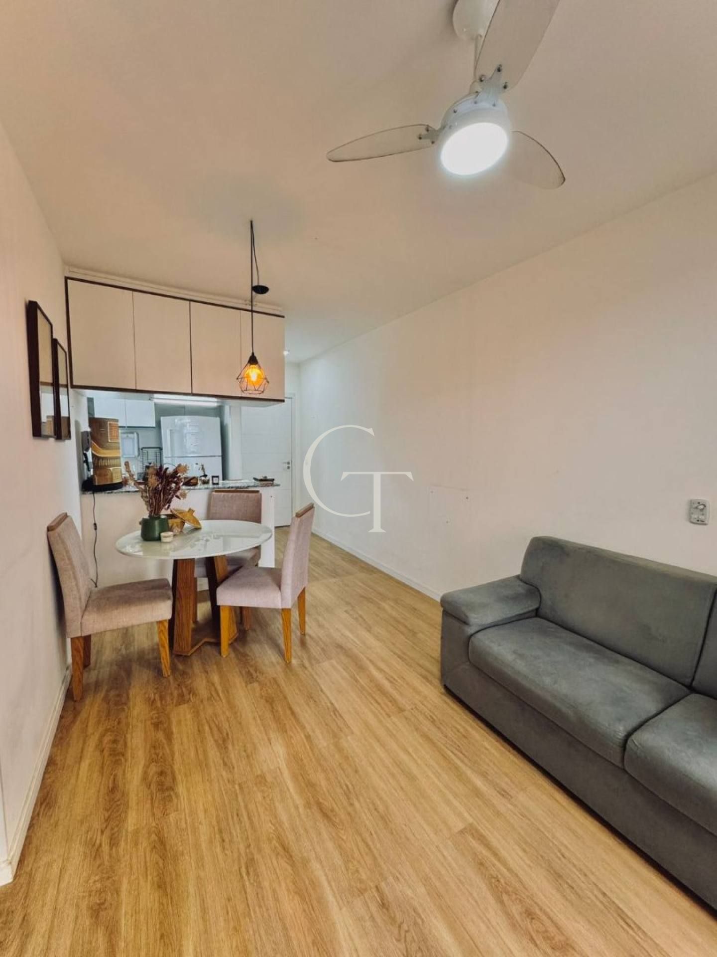 Apartamento semimobiliado  condomínio Ilhas do Mediterrâneo