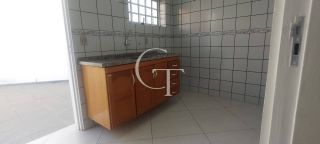 Casa comercial no bairro Brasil para locacao