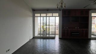 Casa à Venda no Centro de Salto – Ideal para Uso Comercial