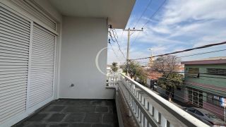 Casa à Venda no Centro de Salto – Ideal para Uso Comercial