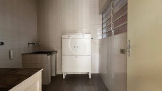 Casa à Venda no Centro de Salto – Ideal para Uso Comercial