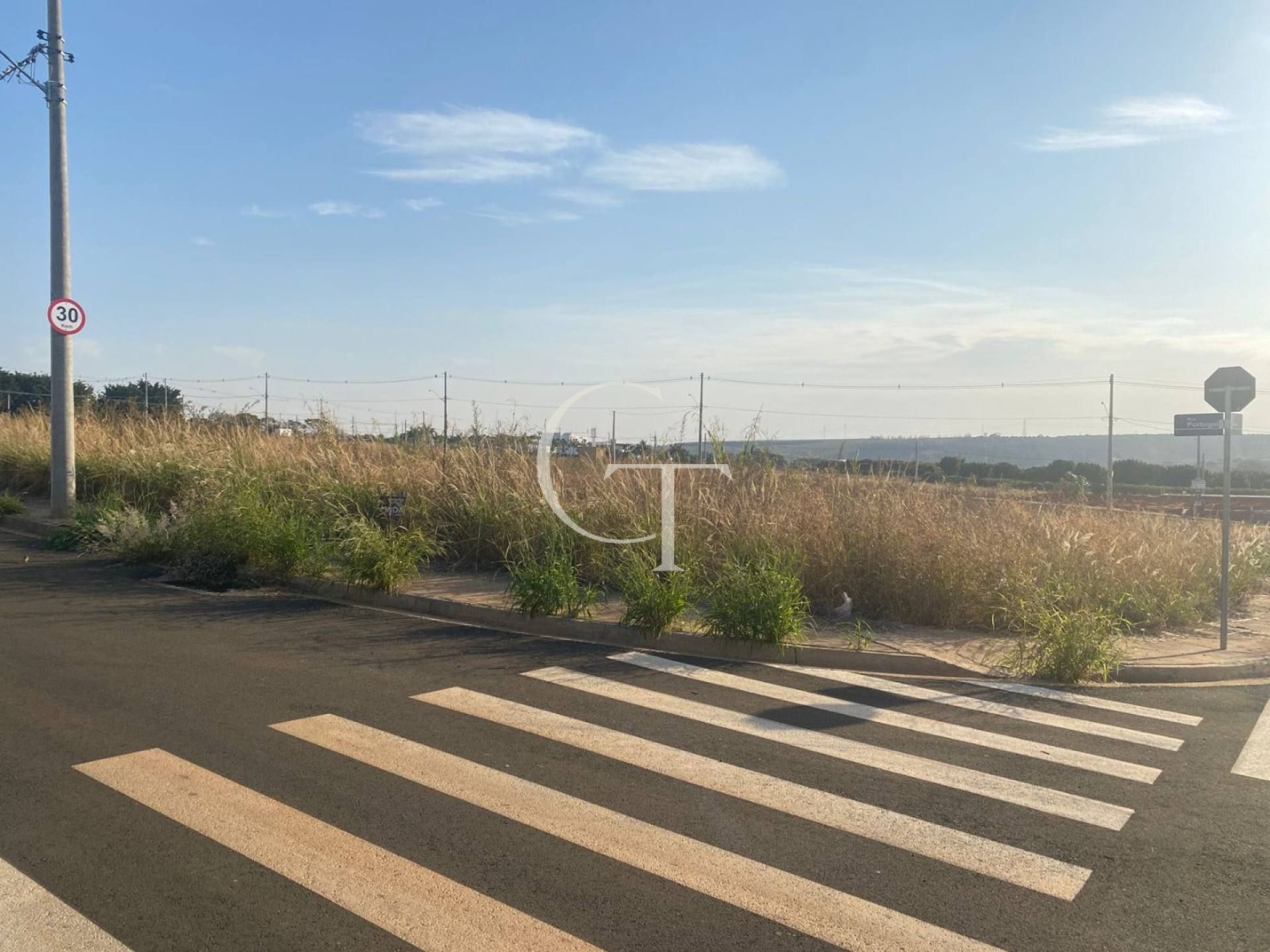 Terreno Comercial-Residencial no Jardim Europa