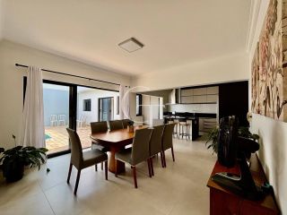 Casa ampla com piscina à venda no Jardim Cidade Nova II em Salto