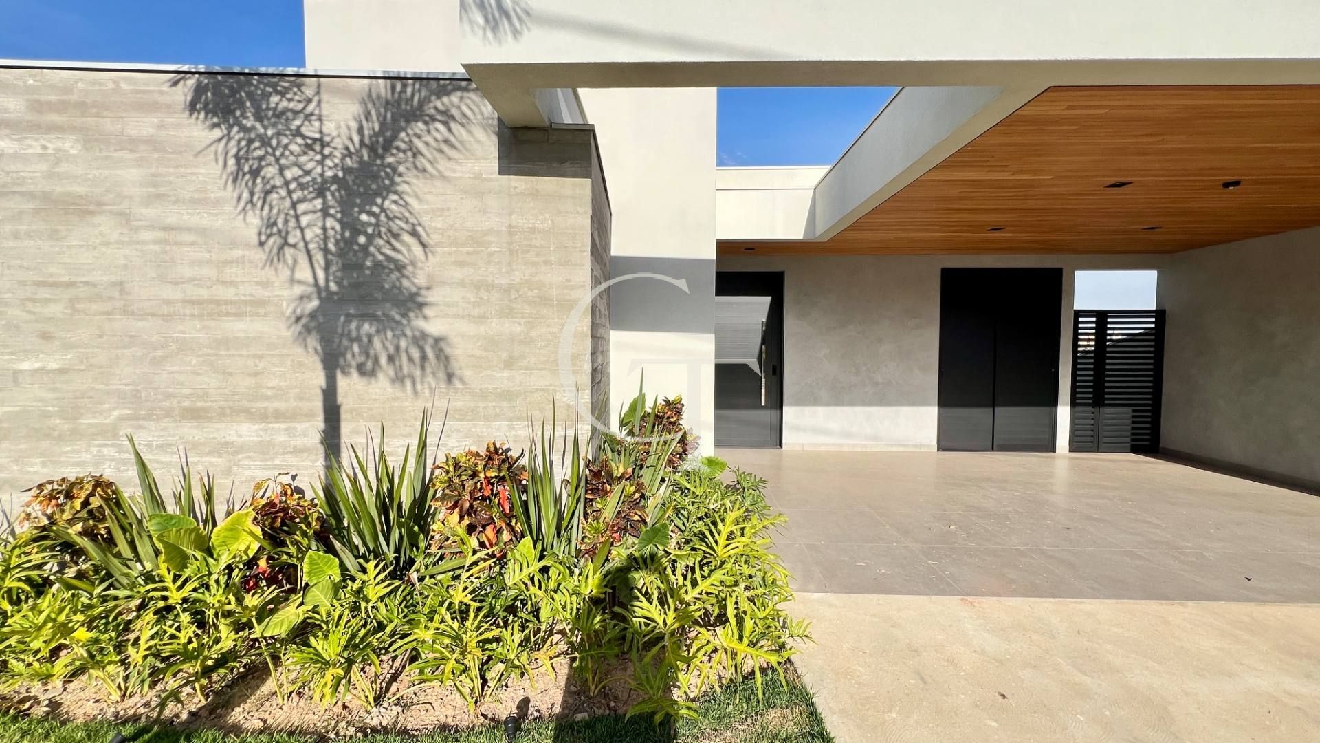 Casa Nova com Piscina à Venda no Condomínio Reserva Central Parque – Salto/SP