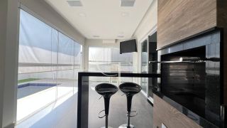 Casa moderna, inteligente e cheia de estilo à venda no Condomínio Central Parque, em Salto.