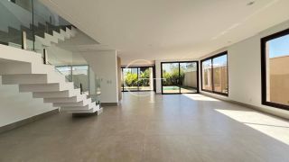 Casa para Locação no Condomínio Villas do Golfe