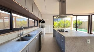 Casa para Locação no Condomínio Villas do Golfe